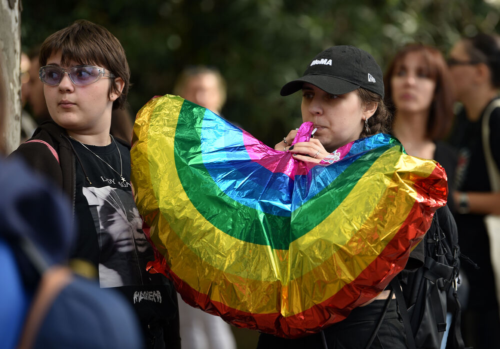 <p>"Sloboda se osvaja i gradi odlučnošću i hrabrošću. Otpor znači da se ne povlačimo pod silom mržnje, već da se borimo za prava koja su naša po rođenju"</p>