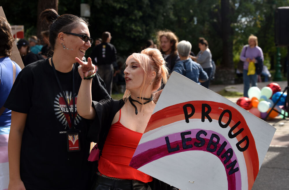 <p>"Sloboda se osvaja i gradi odlučnošću i hrabrošću. Otpor znači da se ne povlačimo pod silom mržnje, već da se borimo za prava koja su naša po rođenju"</p>