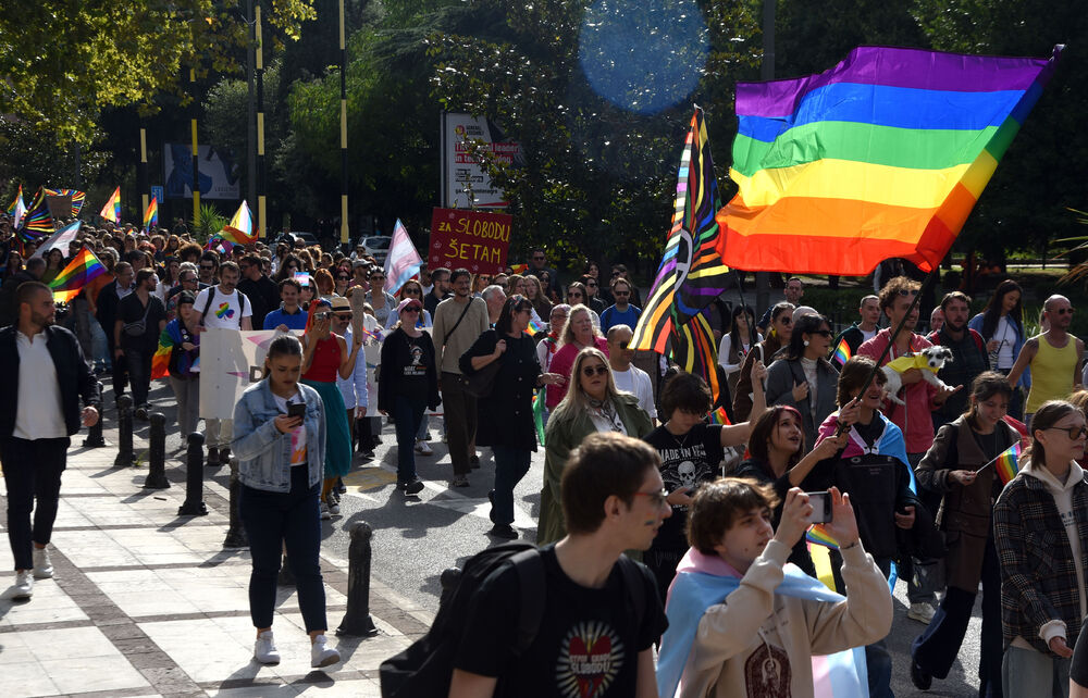<p>"Sloboda se osvaja i gradi odlučnošću i hrabrošću. Otpor znači da se ne povlačimo pod silom mržnje, već da se borimo za prava koja su naša po rođenju"</p>