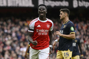 Bez problema za Arsenal u londonskom derbiju, napokon mirno...