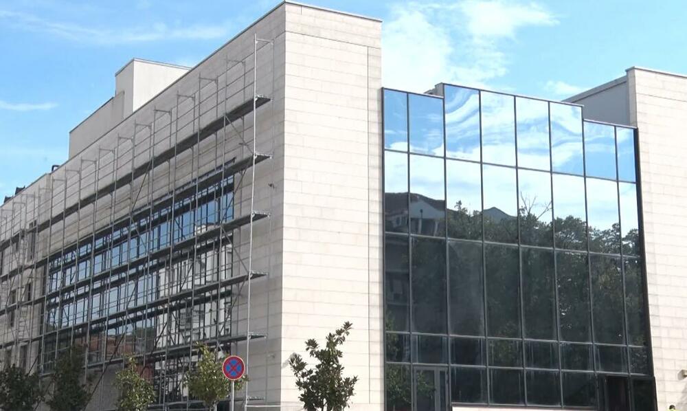 Ilustracija, zgrada Gradskog pozorišta: Ilustracija stanja