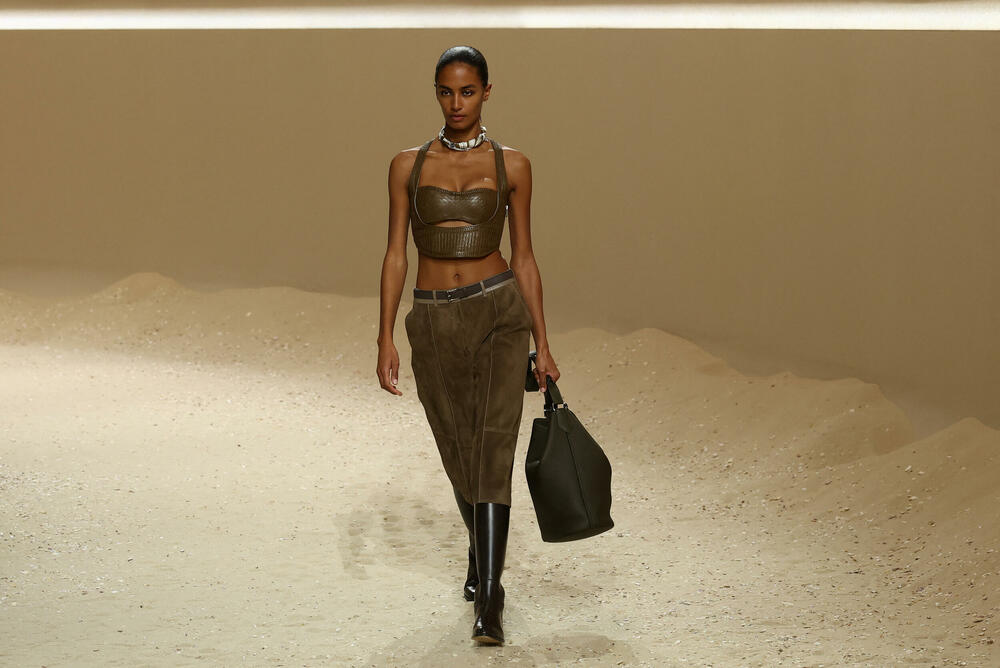 <p>Hermes je nadmašio rivale iz sektora luksuzne mode kao što su Luj Viton, Kering i Šanel, u trenutku kada se industrija suočava sa produženim padom potražnje</p>