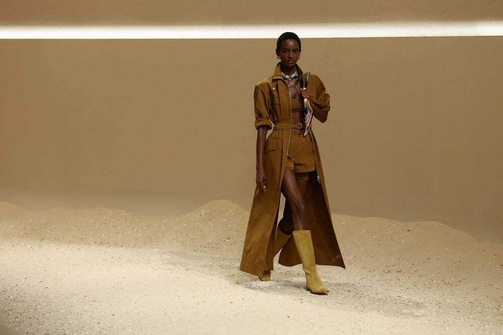 <p>Hermes je nadmašio rivale iz sektora luksuzne mode kao što su Luj Viton, Kering i Šanel, u trenutku kada se industrija suočava sa produženim padom potražnje</p>