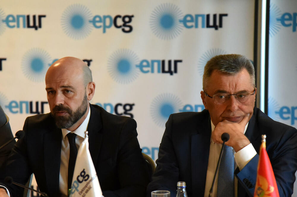 Tender otvoren do 22. oktobra: Đukanović i Bulatović, Foto: Luka Zekovic