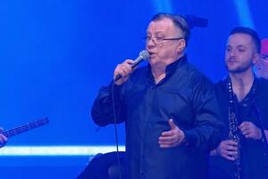 Preminuo Halid Bešlić