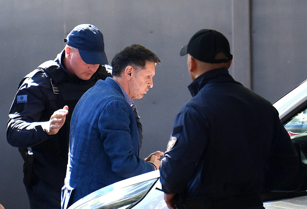 <p>Sud je prihvatio zahtjev da se glavni pretres odloži kako bi se branilac upoznao sa spisima</p>