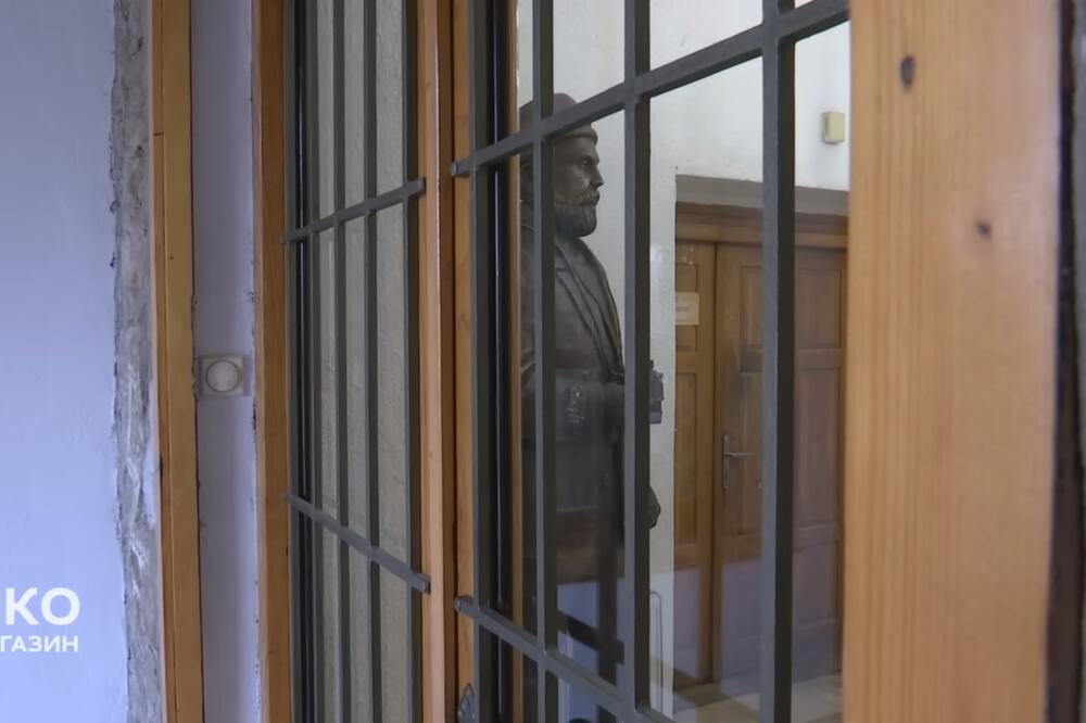 U manastiru ga nisu našli 1. oktobra: spomenik Pavlu Đurišiću, Foto: Printscreen/YouTube