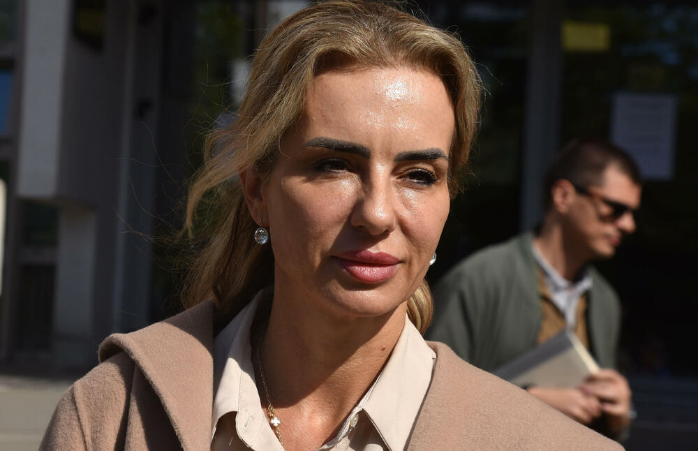 <p>Lazović i Raičević odgovaraju zbog navodnog mučenja pripadnika organizovanog kriminalnog škaljarskog klana Jovana Mrvaljevića, nakon što je krajem decembra 2020. godine priveden u Nikšiću</p>