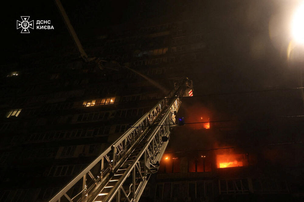 <p>Kijev je bio na meti velikog ruskog napada pa je istočni dio glavnog grada Ukrajine ostao bez struje</p>