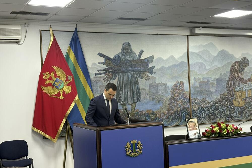 Raičević govori na komemorativoj sjednici, Foto: Marija Pešić