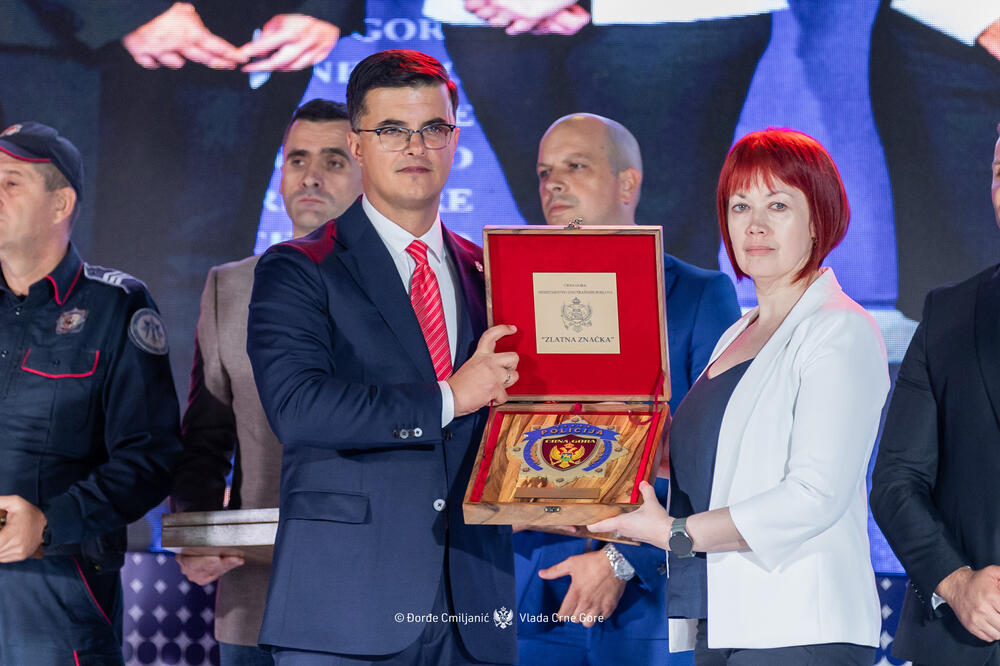 <p>"Njihove priče svjedoče da snaga Ministarstva leži u pojedincima koji svojim radom, znanjem i posvećenošću doprinose zajedničkom cilju – sigurnijoj i pravednijoj Crnoj Gori", saopšteno iz MUP-a</p>