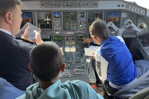 Štićenici Doma Mladost obišli Aerodrom Tivat i Tivatska Solila