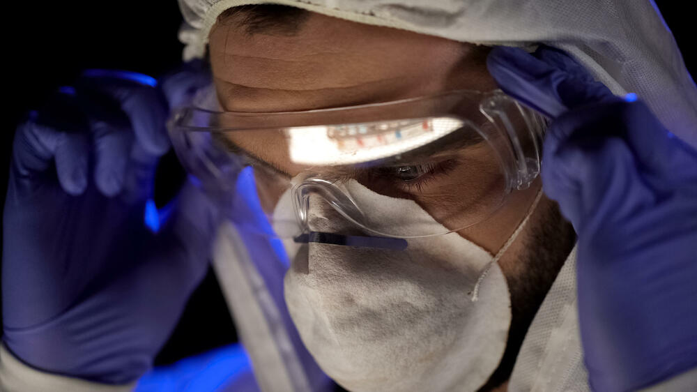 biological weapons, bioterrorism