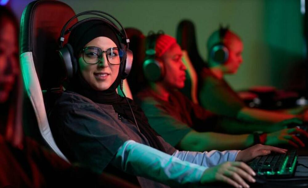 Saudi Arabija, Saudijska Arabija, gejming