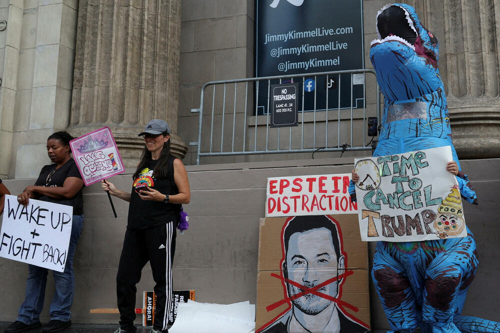 Protesti u znak podrške Džimiju Kimelu nakon ukidanja njegove emisije, Foto: ROJTERS
