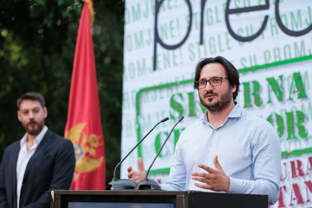 Zarubica, Photo: Movement of Turn