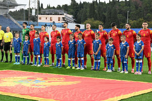 Vučinić objavio spisak za mečeve sa Gibraltarom i Hrvatskom:...