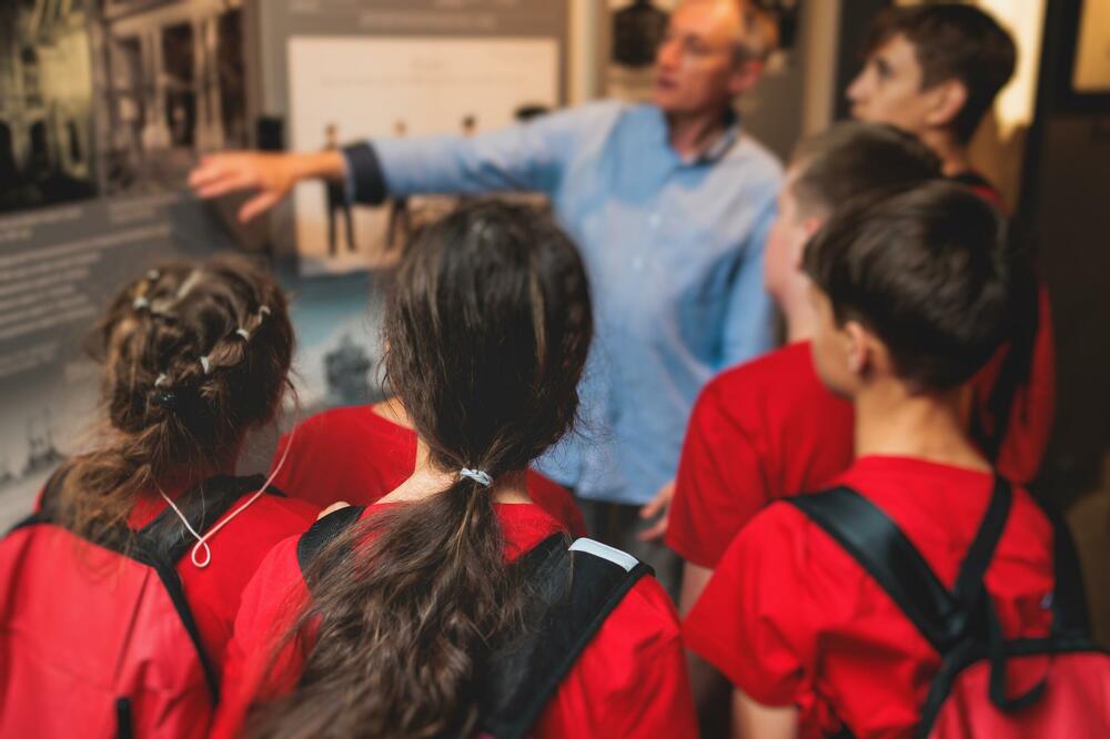 Iznosi dnevnica zavise od države u koju se putuje (ilustracija), Foto: Shutterstock