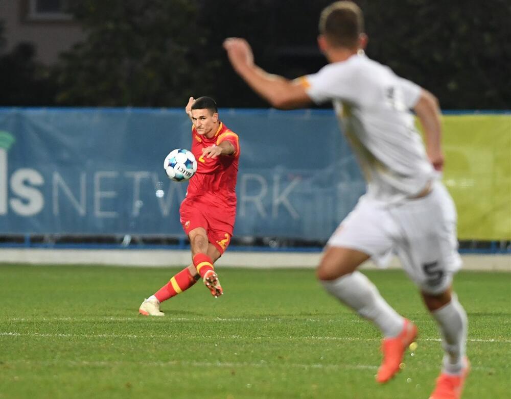 <p>Vladimir Perišić, Medo Juković i Balša Mrvaljević pogodili u nastavku za drugu pobjedu U21 selekcije Crne Gore u kvalifikacijama za EP</p>