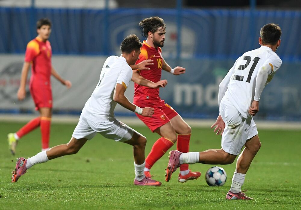 <p>Vladimir Perišić, Medo Juković i Balša Mrvaljević pogodili u nastavku za drugu pobjedu U21 selekcije Crne Gore u kvalifikacijama za EP</p>