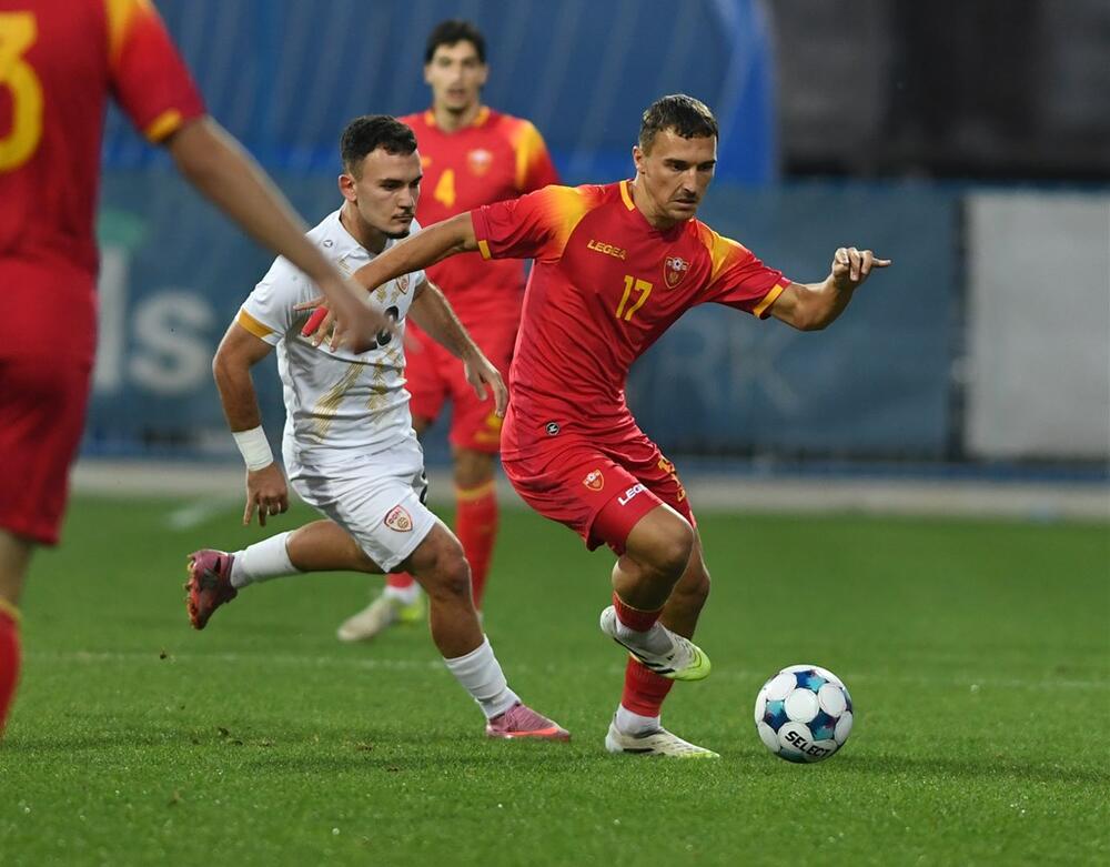 <p>Vladimir Perišić, Medo Juković i Balša Mrvaljević pogodili u nastavku za drugu pobjedu U21 selekcije Crne Gore u kvalifikacijama za EP</p>