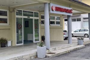 “Utovarite pacijenta, laka mu zemlja”: Ljekar odbio da pošalje...