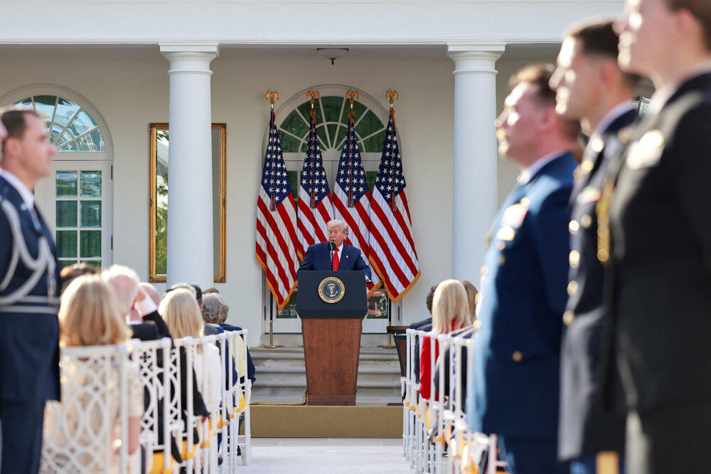 Tramp govori na ceremoniji na kojoj je posthumno odlikovao Kirka, Foto: Reuters