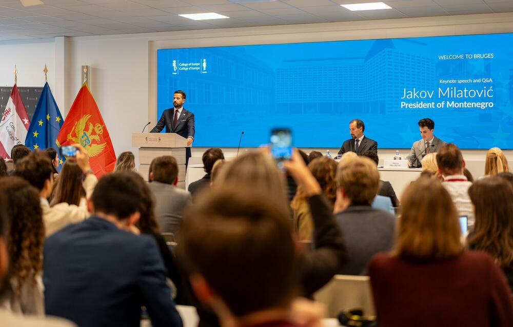 <p>&ldquo;Crna Gora, kao najnapredniji kandidat za članstvo u EU, odlučna je da naredne godine završi pregovore i do 2028. postane članica Unije. Evropske integracije su put razvoja i izgradnje snažnih institucija&ldquo;, kazao je predsjednik države</p>