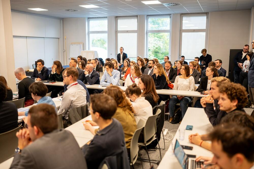 <p>&ldquo;Crna Gora, kao najnapredniji kandidat za članstvo u EU, odlučna je da naredne godine završi pregovore i do 2028. postane članica Unije. Evropske integracije su put razvoja i izgradnje snažnih institucija&ldquo;, kazao je predsjednik države</p>