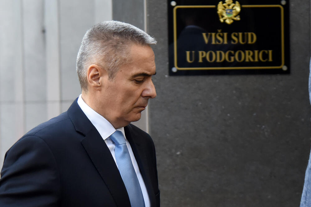 U izjašnjenju saopštio da nije imao namjeru da prikrije prodaju i prihod od gotovo 108.000 eura: Veljović, Foto: Luka Zekovic