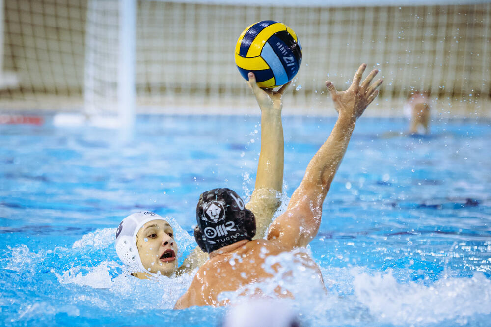 Balša Vučković i Vlado Popadić tokom meča u Kotoru, Foto: VPK Primorac