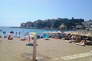 Manje gostiju i noćenja nego lani: u Ulcinju od početka godine do...