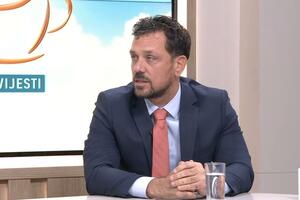 Kadić: Zdravstvene ustanove počele da dobijaju ljekove