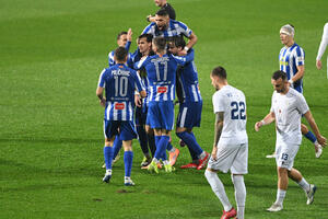 Gužva na vrhu CFL: Poraz lidera, Budućnost i Mornar na bod od...