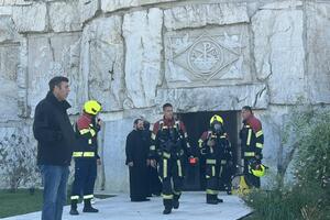 Ugašen požar u Hramu Hristovog Vaskrsenja u Podgorici