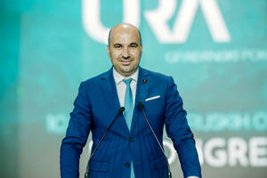 Rađenović: Crnoj Gori je potrebna nacionalna pomorska kompanija i...