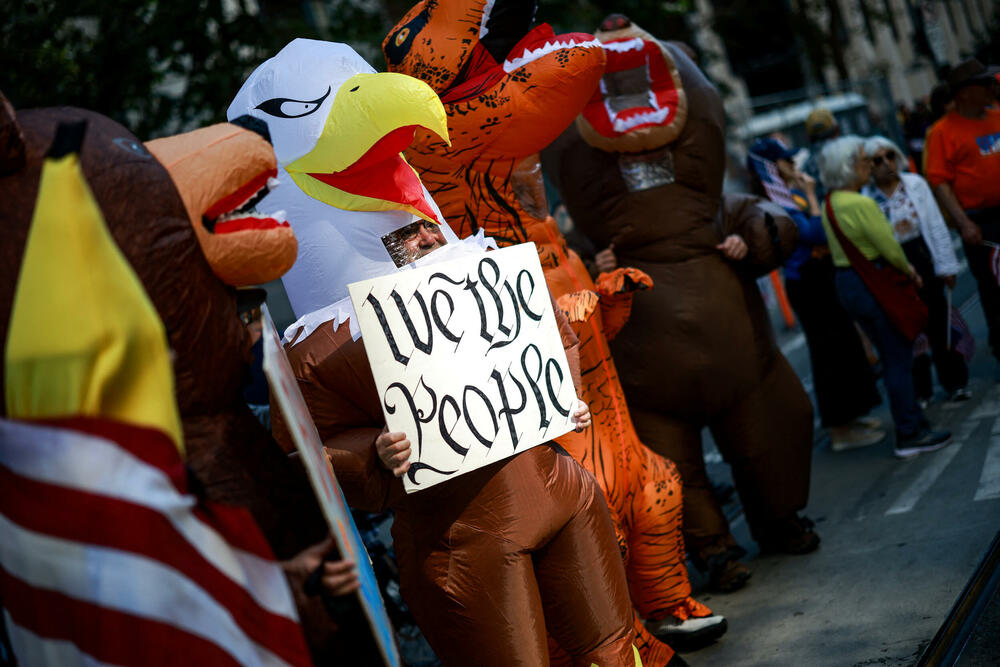 <p>Protesti su održani između ostalog u Njujorku, Čikagu, San Francisku, Los Anđelesu i Nju Orleansu, ali i u manjim mjestima u unutrašnjosti zemlje</p>