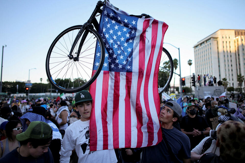 <p>Protesti su održani između ostalog u Njujorku, Čikagu, San Francisku, Los Anđelesu i Nju Orleansu, ali i u manjim mjestima u unutrašnjosti zemlje</p>