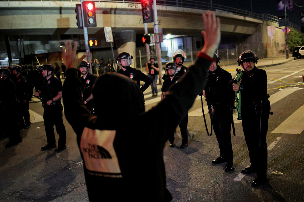 <p>Protesti su održani između ostalog u Njujorku, Čikagu, San Francisku, Los Anđelesu i Nju Orleansu, ali i u manjim mjestima u unutrašnjosti zemlje</p>