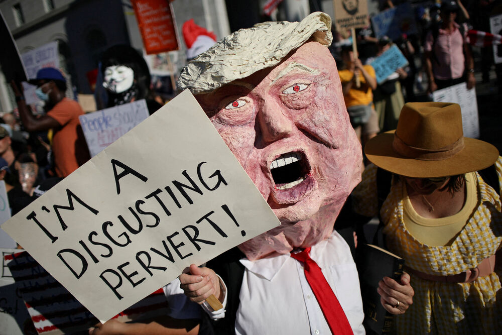 <p>Protesti su održani između ostalog u Njujorku, Čikagu, San Francisku, Los Anđelesu i Nju Orleansu, ali i u manjim mjestima u unutrašnjosti zemlje</p>