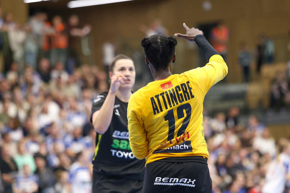 Đina Jauković i Armel Atingre tokom meča u Toršaunu, Foto: Avaphotography