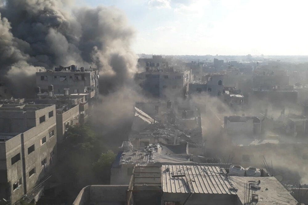 Izraelski napad na centralni dio Gazi u nedjelju, Foto: Rojters