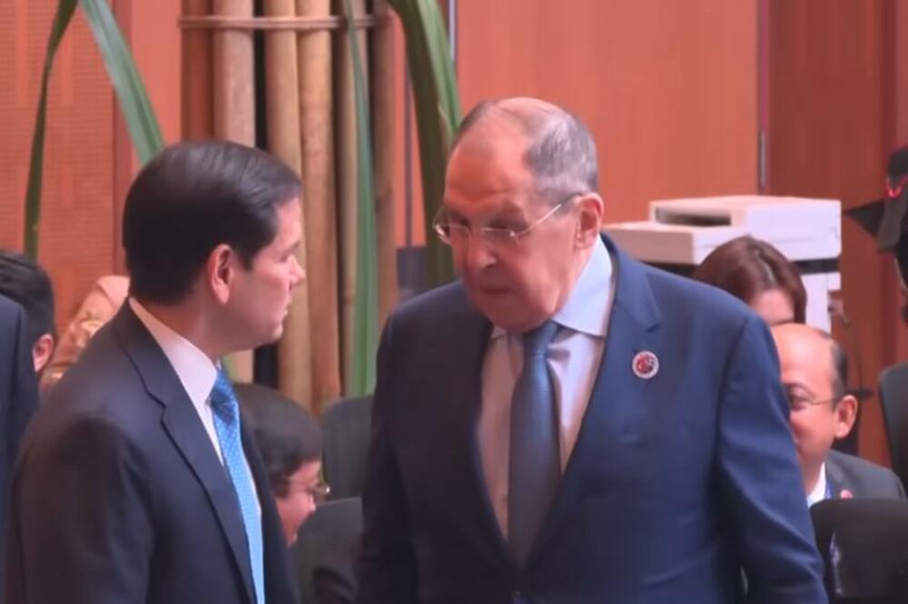 Rbio i lavrov tokom jednog prethodnog susreta, Foto: Screenshot/Youtube