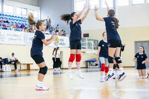 Masovnost, druženje, razonoda i igra - CG odbojka je u pravim...