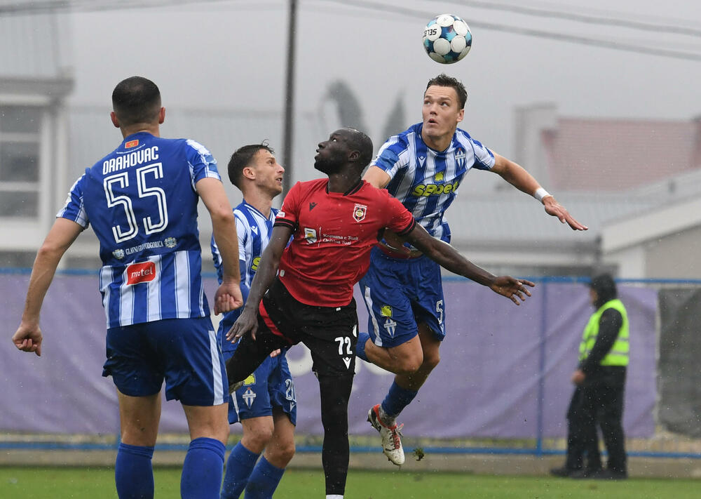 <p>Interesantan meč viđen je u Tuzima, sa pet golova, što nije baš karakteristično u meču u kojem se sastaju dva favorita takmičenja, a nemaju pravo na popravni</p>