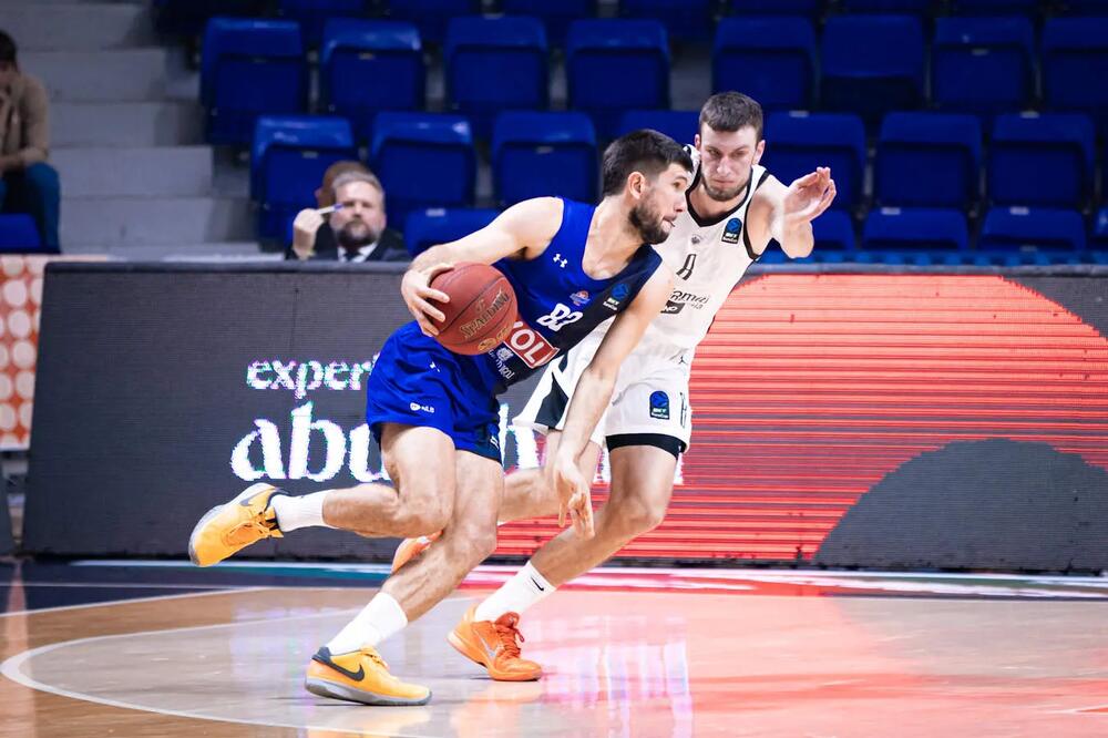 Butej je meč završio sa 5-5 za dva poena i 2-2 za tri, Foto: Eurocup