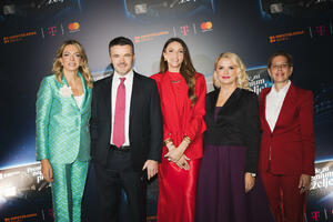 Dobar razlog za slavlje: 14 godina Premium programa – 350 miliona...