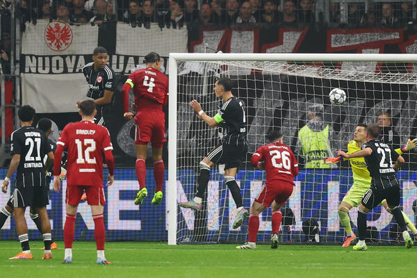 Van Dajk: Bole golovi koje primamo iz prekida