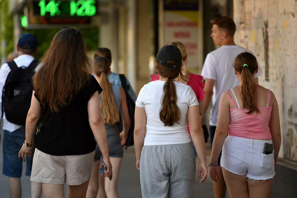 U profesionalnom kontekstu “žene se pojavljuju rijetko” (ilustracija), Foto: BORIS PEJOVIC