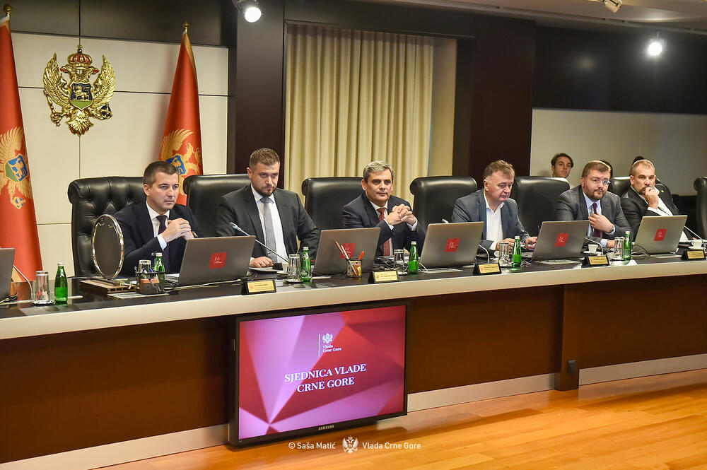 Vlada odredila konkretne blokove za tender za dodjelu ugovora o...